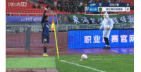 三镇角球机会，卡迪斯后点头球破门，三镇1-0领先浙江