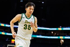 媒体人：王俊杰本周末将访问印第安纳大学 此前已访问了麻省大学